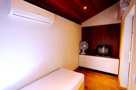 IMG_7540_copy.jpg
